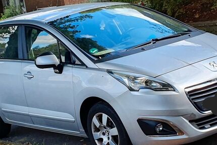 Peugeot 5008 140.000 km 8.600 &euro; Heiligenhaus 42579