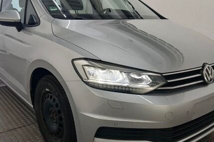 VW Touran 225.800 km 7.999 &euro; Bottrop 46236