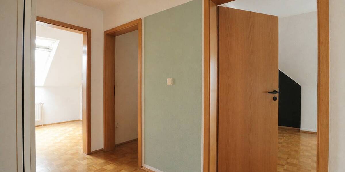 Etagenwohnung Dormagen / Delhoven Delhoven - 4 Zimmer, 107 m&sup2;, 275.000&euro; | Angebot:26453333