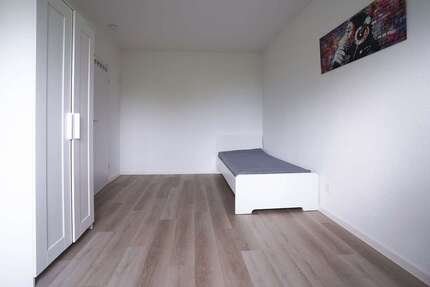 Zimmer Düsseldorf Wersten - 619&euro; | Angebot:27529588