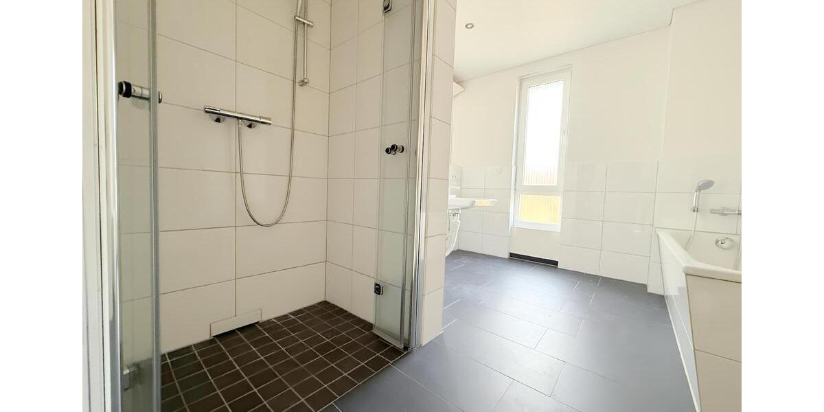 Etagenwohnung Krefeld Cracau - 4 Zimmer, 106 m&sup2;, 1.215&euro; | Angebot:24862020