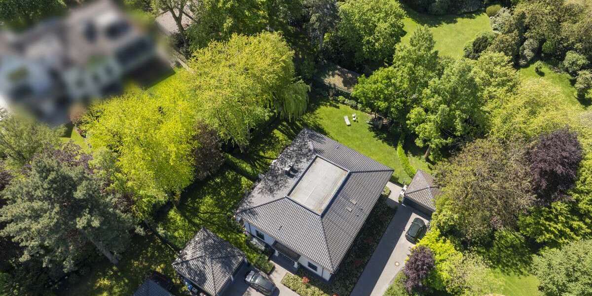Einfamilienhaus Meerbusch Necklenbroich - 8 Zimmer, 302 m&sup2;, 2.995.000&euro; | Angebot:26398910