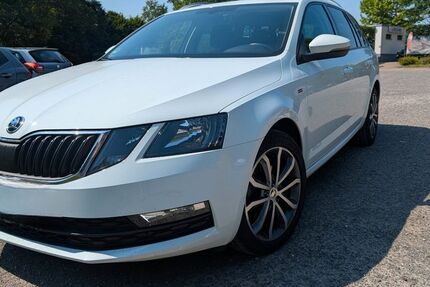 Skoda Octavia 60.200 km 15.900 &euro; Düsseldorf 40477