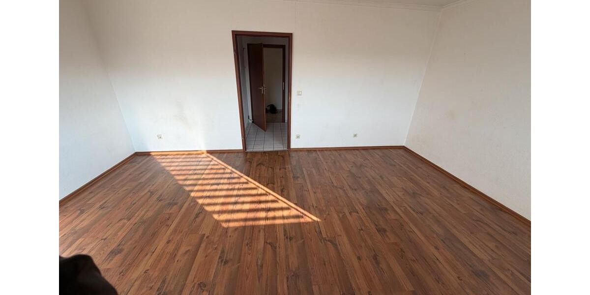 Etagenwohnung Dormagen Hackenbroich - 1 Zimmer, 30 m&sup2;, 400&euro; | Angebot:26153554