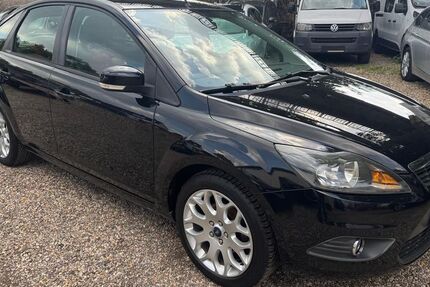 Ford Focus 109.000 km 1.990 &euro; Essen 45356
