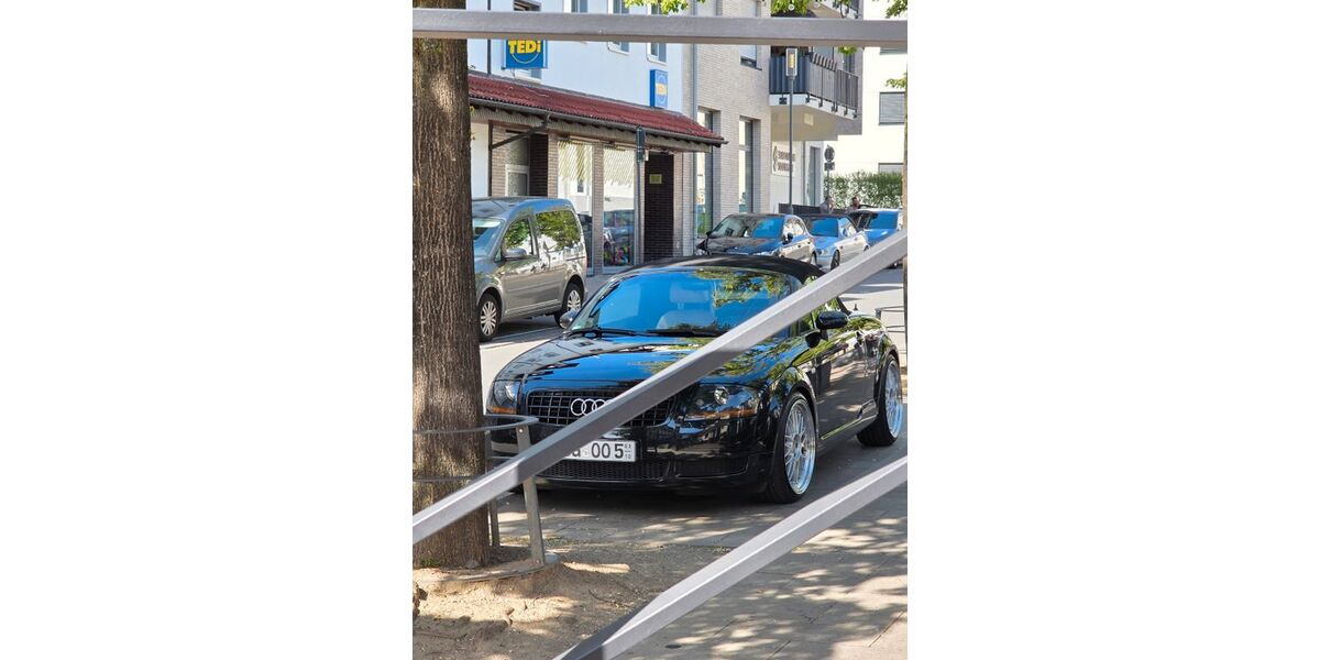 Audi TT 119.000 km 9.950 &euro; Solingen 42719
