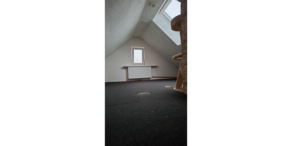 Dachgeschoßwohnung Remscheid Remscheid-Süd - 4.5 Zimmer, 115 m&sup2;, 930&euro; | Angebot:24890838