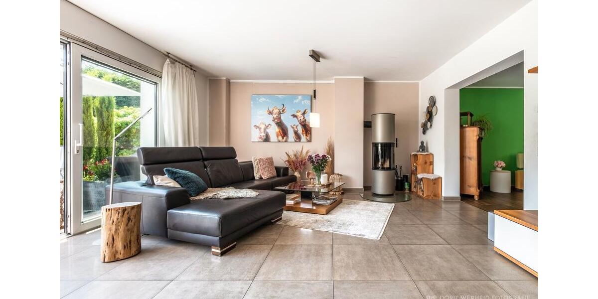 Einfamilienhaus Langenfeld (Rheinland) - 7 Zimmer, 272 m&sup2;, 1.390.000&euro; | Angebot:27168882
