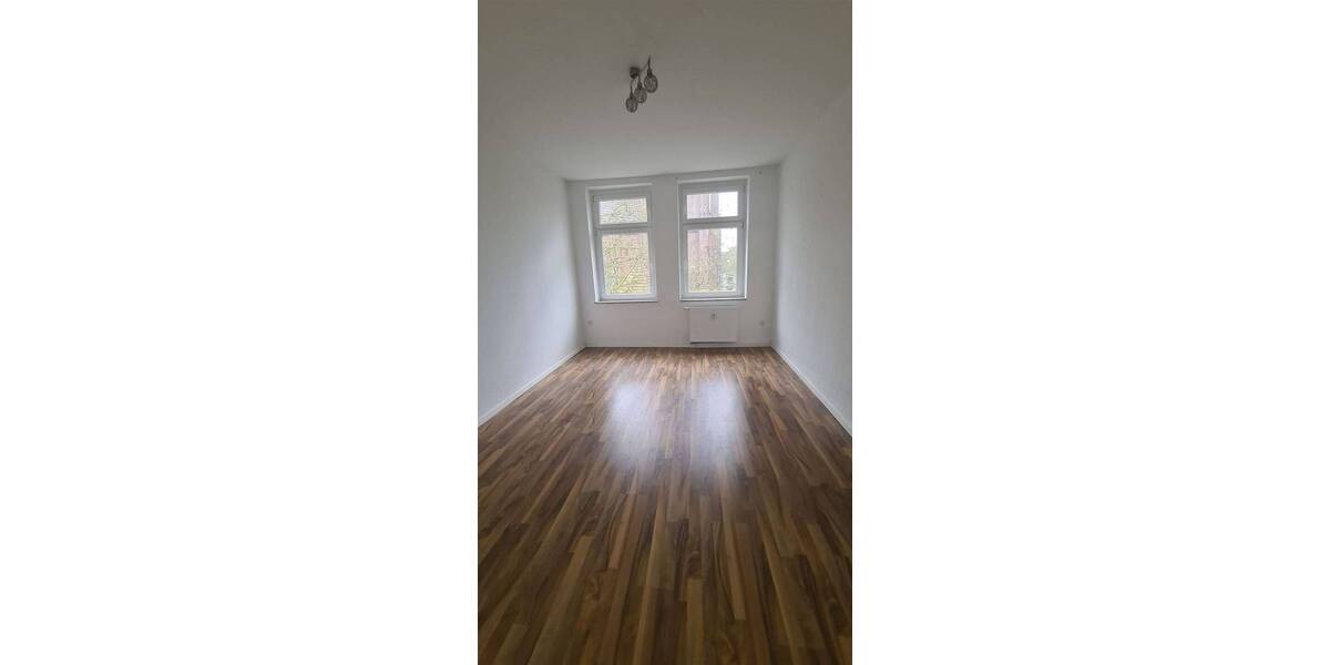 Etagenwohnung Gelsenkirchen Rotthausen - 3 Zimmer, 65 m&sup2;, 370&euro; | Angebot:25699182