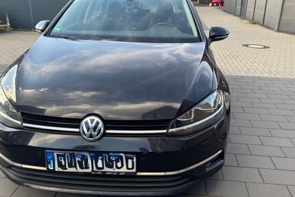VW Golf 248.000 km 7.200 &euro; Duisburg 47166