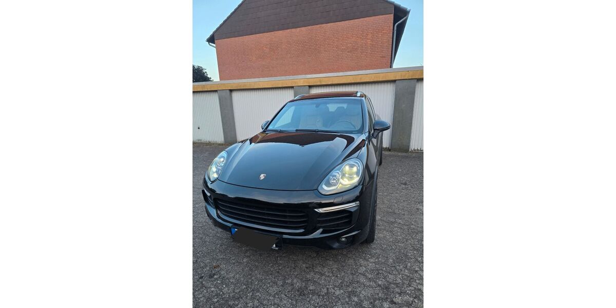 Porsche Cayenne 183.500 km 23.999 &euro; Krefeld 47807