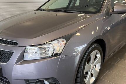 Chevrolet Cruze 41.063 km 8.890 &euro; Dormagen 41540