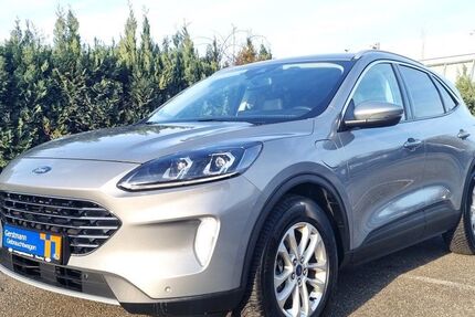 Ford Kuga 73.435 km 22.480 &euro; Düsseldorf 40589