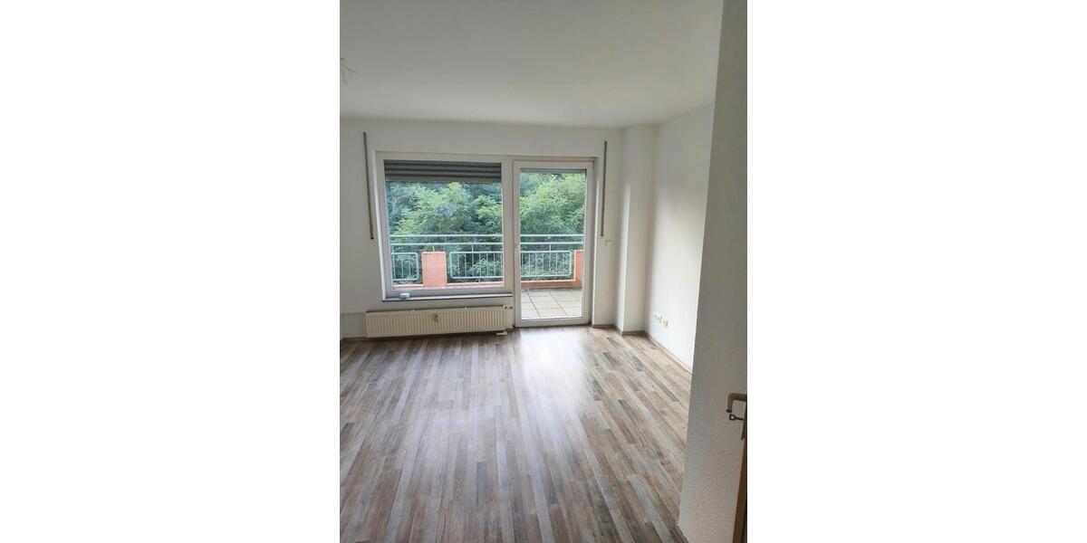 Dachgeschoßwohnung Duisburg Beeck - 2 Zimmer, 53 m&sup2;, 400&euro; | Angebot:27583817