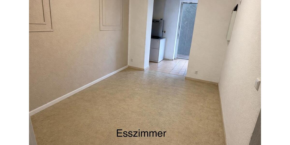 Erdgeschoßwohnung Essen Stadtbezirk IV - 4 Zimmer, 90 m&sup2;, 950&euro; | Angebot:26111299