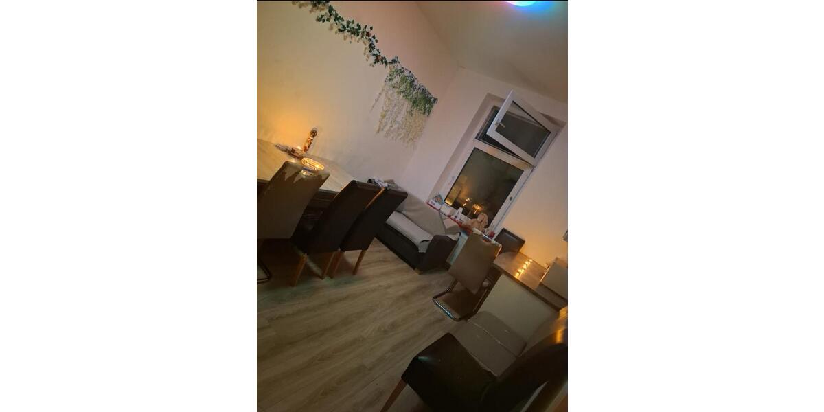 Etagenwohnung Wuppertal Gemarkung Langerfeld - 4.5 Zimmer, 135 m&sup2;, 1.330&euro; | Angebot:25580128