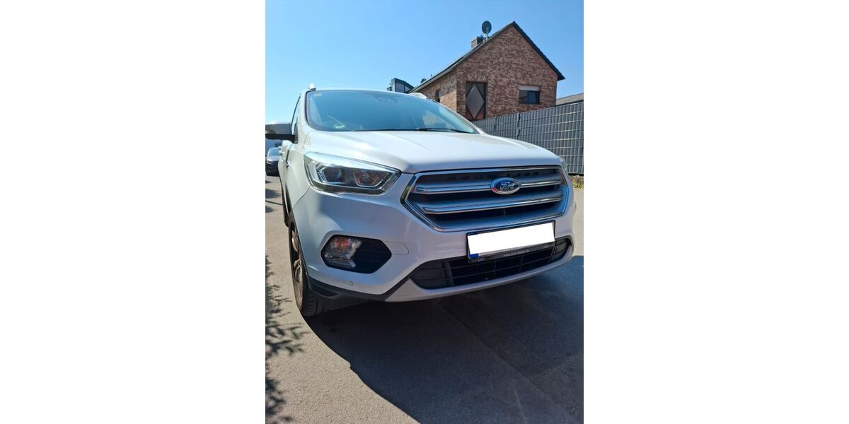 Ford Kuga 123.800 km 10.500 &euro; Langenfeld 40764