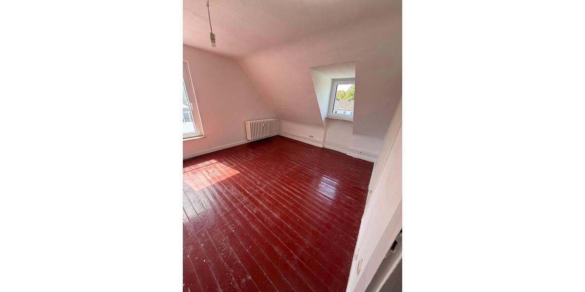 Dachgeschoßwohnung Duisburg Angerhausen - 3 Zimmer, 55 m&sup2;, 550&euro; | Angebot:27581279