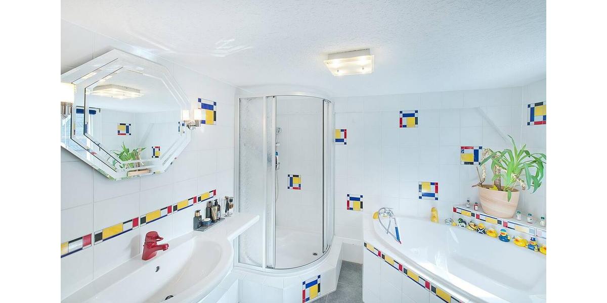 Einfamilienhaus Solingen Central - 5 Zimmer, 110 m&sup2;, 345.000&euro; | Angebot:27455497