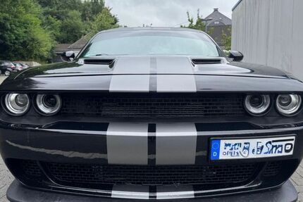 Dodge Challenger 106.000 km 19.999 &euro; Krefeld 47839