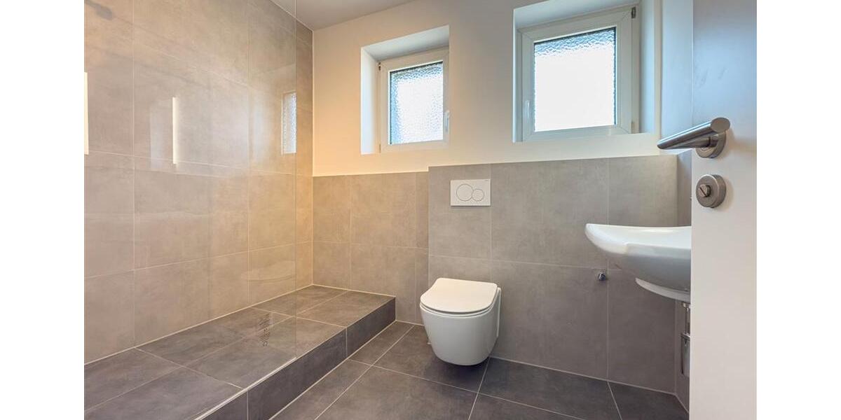 Etagenwohnung Neuss - 2 Zimmer, 56 m&sup2;, 950&euro; | Angebot:26432887