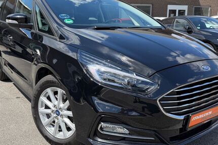 Ford S-Max 90.600 km 15.880 &euro; Düsseldorf 40549