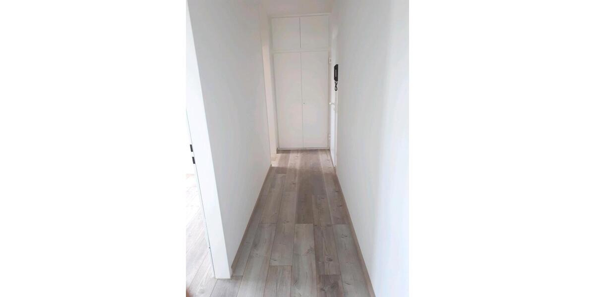 Etagenwohnung Solingen - 2 Zimmer, 56 m&sup2;, 830&euro; | Angebot:25641518