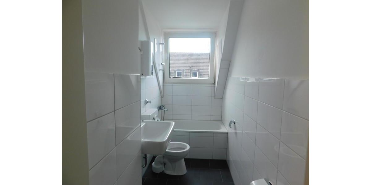 Dachgeschoßwohnung Essen Stadtbezirk IV - 2 Zimmer, 41 m&sup2;, 495&euro; | Angebot:24258149