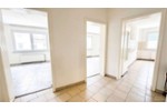Helle 3,5-Zimmer-Wohnung mit Garage, Kellerraum und Dachboden-Stauraum - Erdgeschoßwohnung Essen Stadtbezirk III | Angebot:27200883
