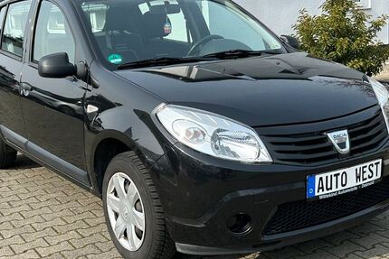 Dacia Sandero 162.525 km 2.690 &euro; Hilden 40721