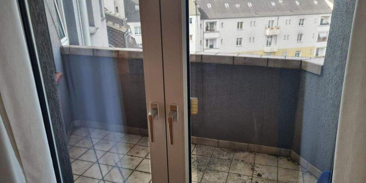 Etagenwohnung Duisburg Hochemmerich - 3 Zimmer, 74 m&sup2;, 582&euro; | Angebot:25777505