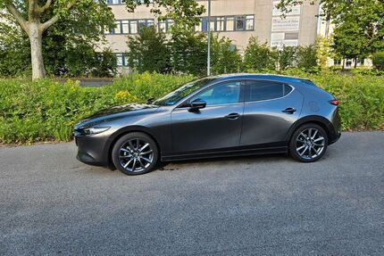 Mazda 3 98.860 km 18.890 &euro; Ratingen 40878