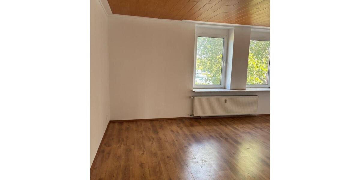 Etagenwohnung Gelsenkirchen Rotthausen - 4 Zimmer, 95 m&sup2;, 600&euro; | Angebot:27553795