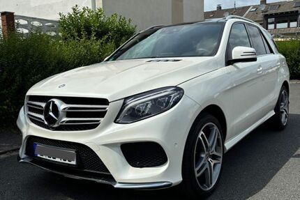 Mercedes-Benz GLE 500 155.000 km 28.900 &euro; Essen 45130