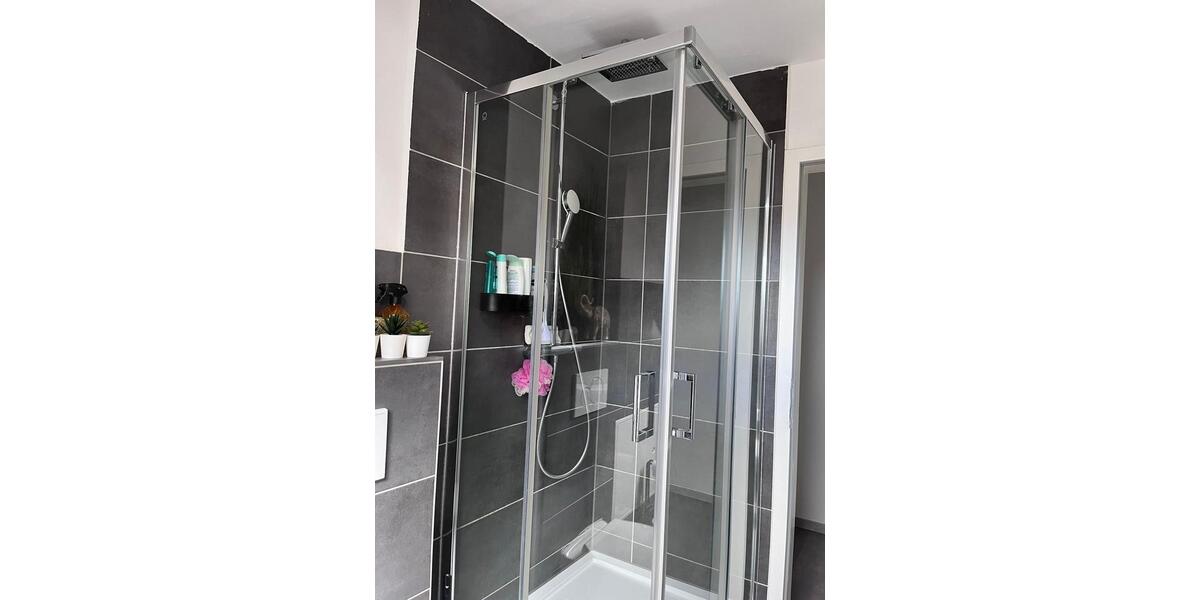 Dachgeschoßwohnung Remscheid Reinshagen - 3.5 Zimmer, 65 m&sup2;, 120.000&euro; | Angebot:27213812
