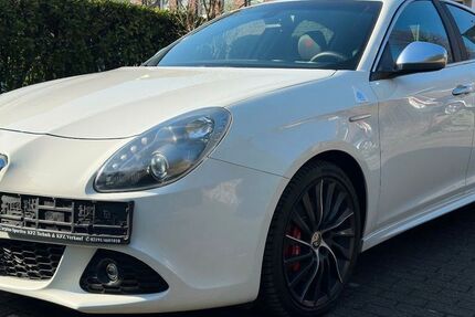 Alfa Romeo Giulietta 106.159 km 13.799 &euro; Remscheid 42859