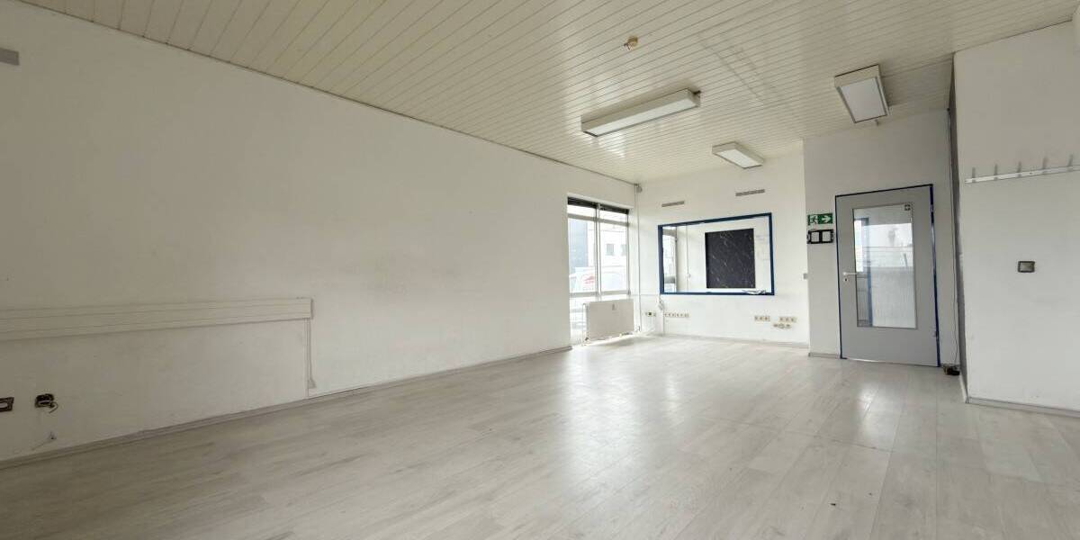 Gewerbeobjekt Oberhausen Lirich-Nord - 9 Zimmer, 2.300&euro; | Angebot:26585910
