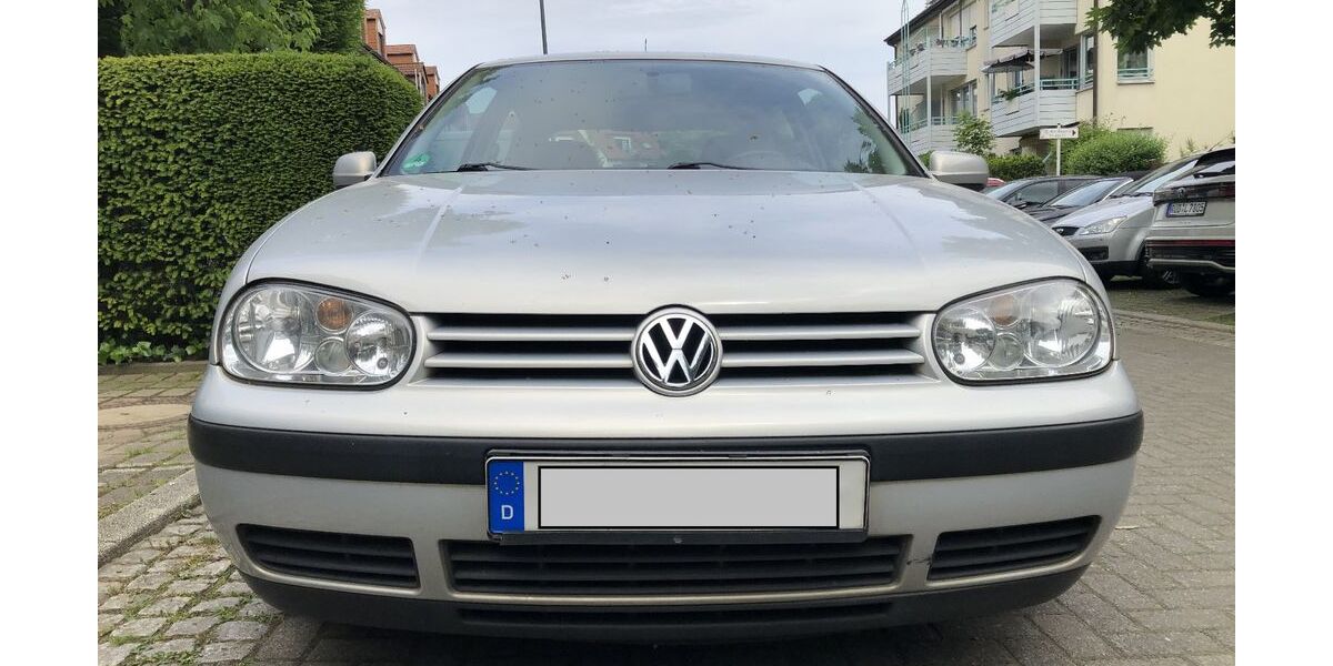 VW Golf 106.000 km 1.300 &euro; Düsseldorf 40468