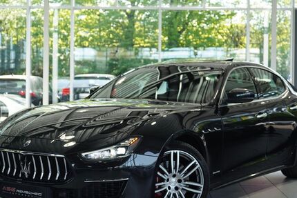 Maserati Ghibli 47.500 km 39.900 &euro; Remscheid/NRW 42855