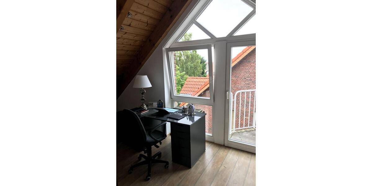 Maisonettenwohnung Grevenbroich - 4 Zimmer, 100 m&sup2;, 1.400&euro; | Angebot:25649468