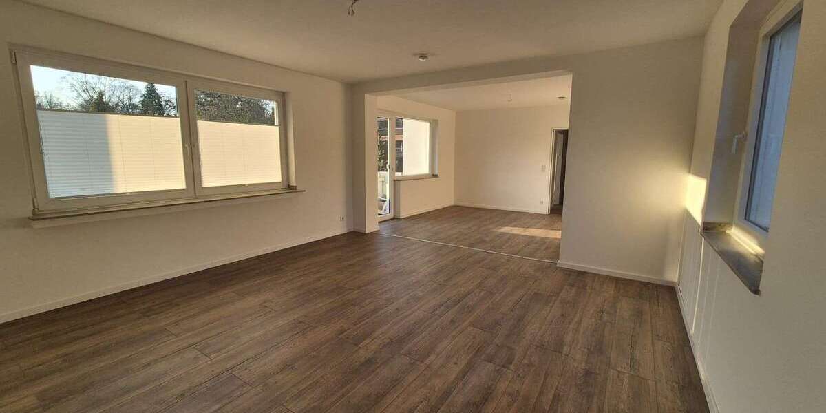 Etagenwohnung Essen Stadtwald - 3.5 Zimmer, 94 m&sup2;, 1.130&euro; | Angebot:25848954