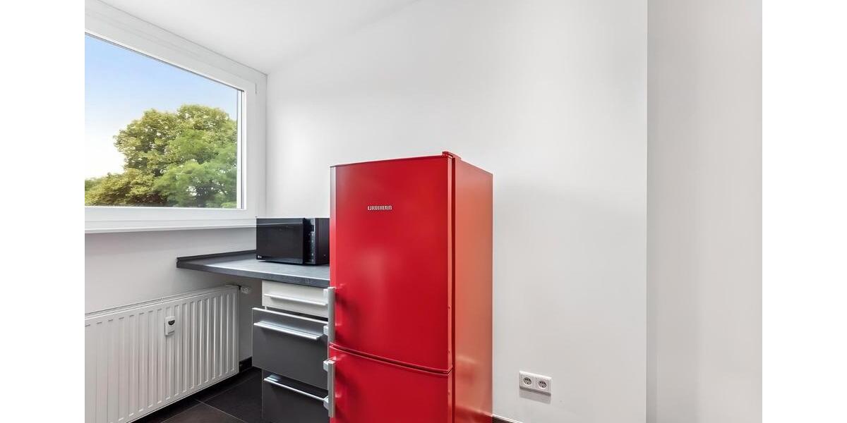 Dachgeschoßwohnung Düsseldorf Stadtbezirk 6 - 2.5 Zimmer, 64 m&sup2;, 1.500&euro; | Angebot:26003661