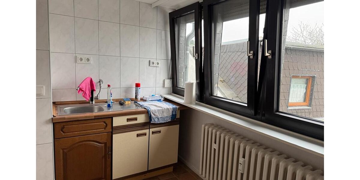 Dachgeschoßwohnung Krefeld Fischeln - 2 Zimmer, 45 m&sup2;, 500&euro; | Angebot:25942433