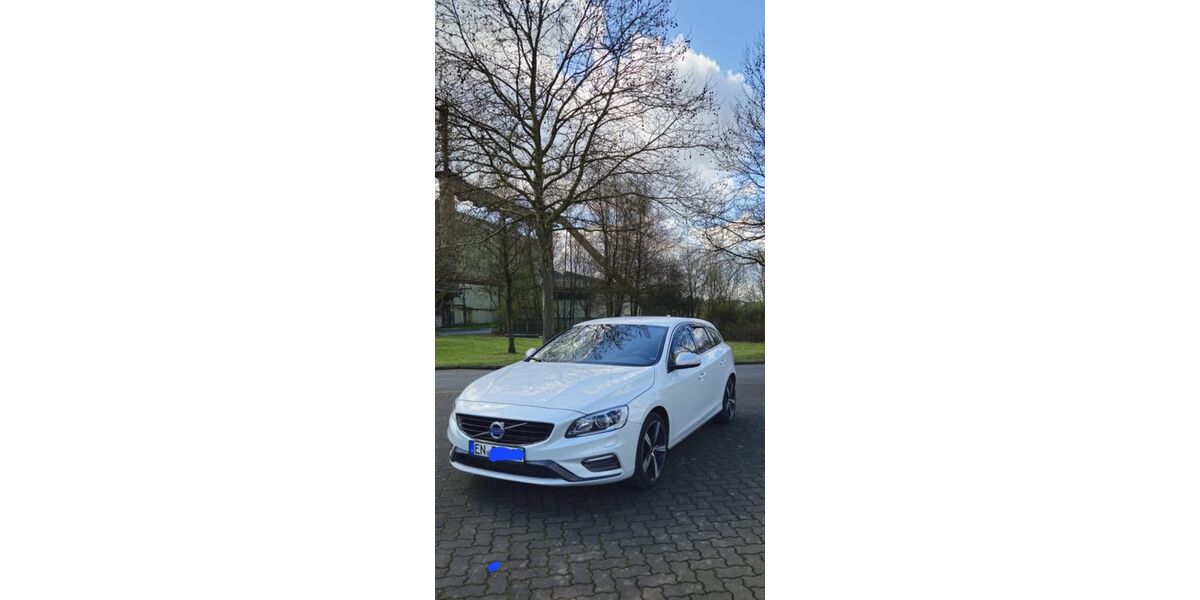 Volvo V60 123.000 km 17.500 &euro; Hattingen 45527