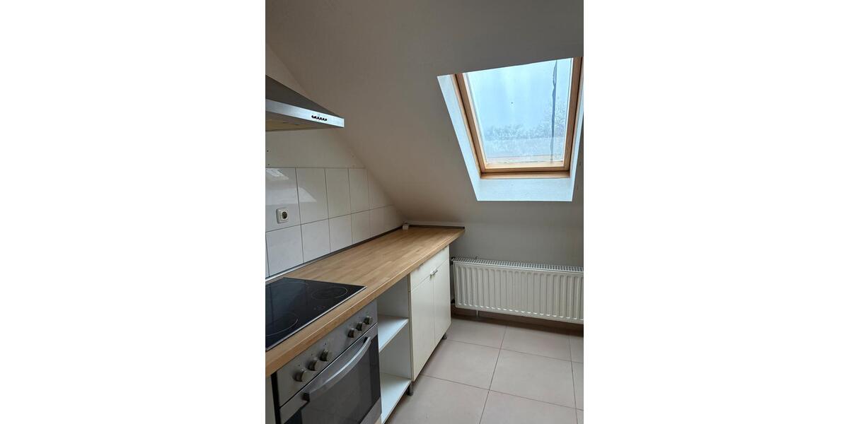 Dachgeschoßwohnung Wuppertal Gemarkung Elberfeld - 2 Zimmer, 50 m&sup2;, 450&euro; | Angebot:25857599