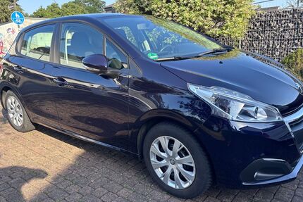 Peugeot 208 33.800 km 8.500 &euro; Düsseldorf 40468