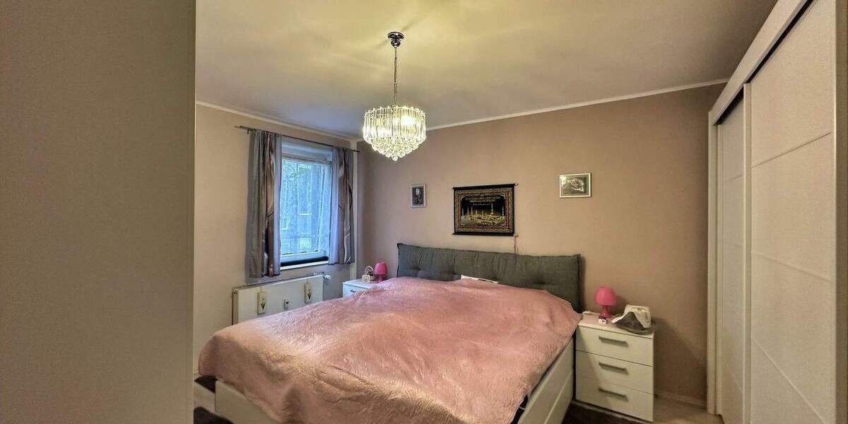 Etagenwohnung Essen Altenessen-Süd - 3 Zimmer, 88 m&sup2;, 140.000&euro; | Angebot:25686502