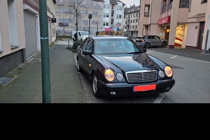 Mercedes-Benz E 230 110.000 km 7.000 &euro; Solingen 42699