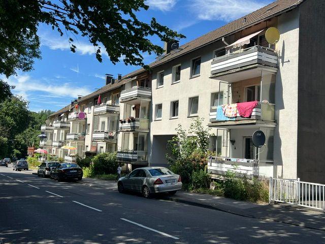 Einfamilienhaus Remscheid Lüttringhausen - 35 Zimmer, 1.453 m&sup2;, 2.499.000&euro; | Angebot:27021140