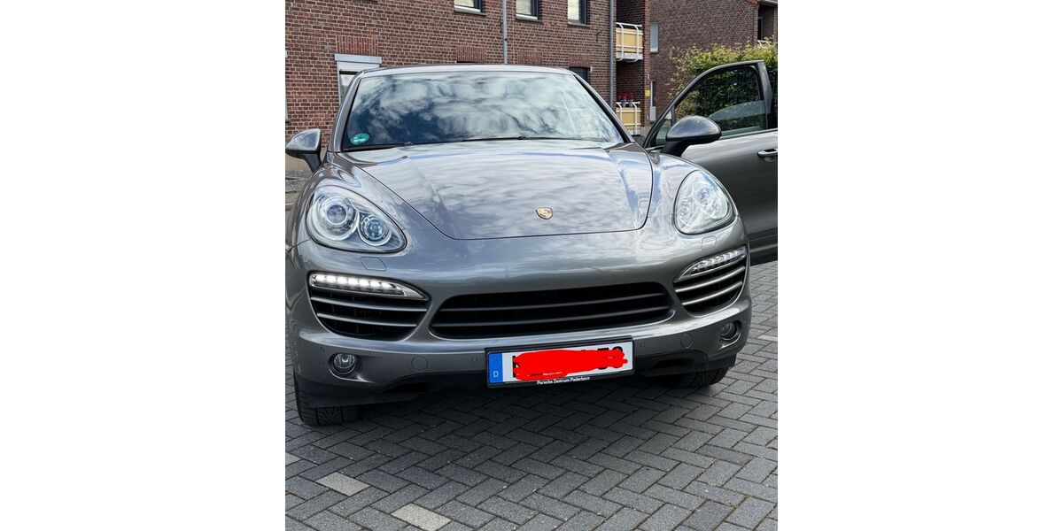 Porsche Cayenne 169.000 km 18.888 &euro; Neuss 41464
